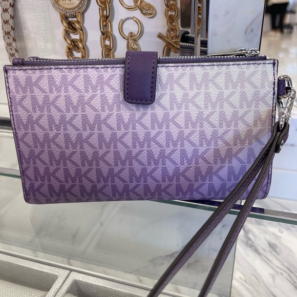 MICHAEL KORS JS Lg Ombré Signature Logo Double Zip Wristlet Wallet 
Dark Purple - Picture 15 of 16